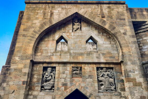 🏰 India’s 10 Hidden Forts with Untold Stories and No Crowds