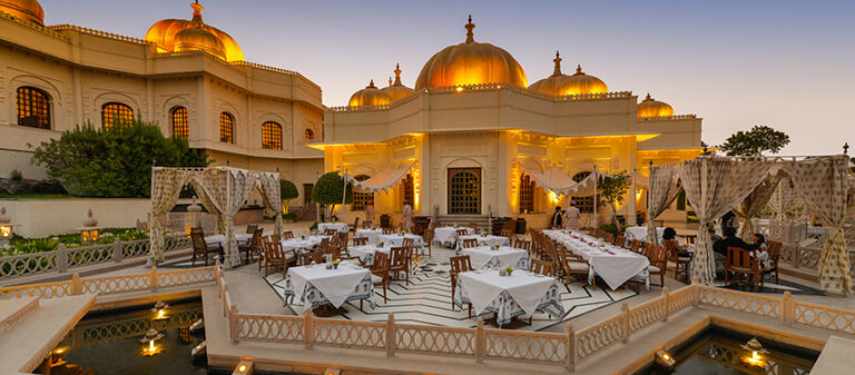 The Most Luxurious Hotel in India: The Oberoi Udaivilas, Udaipur